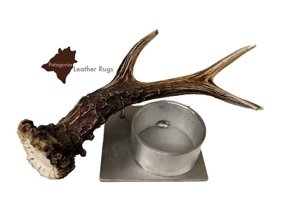 Portacandele: Kerzenständer mit echtem Hirschhorn – Nuovo e nell'imballaggio originale da Arbedo venduto da patagonialeatherrugs 1