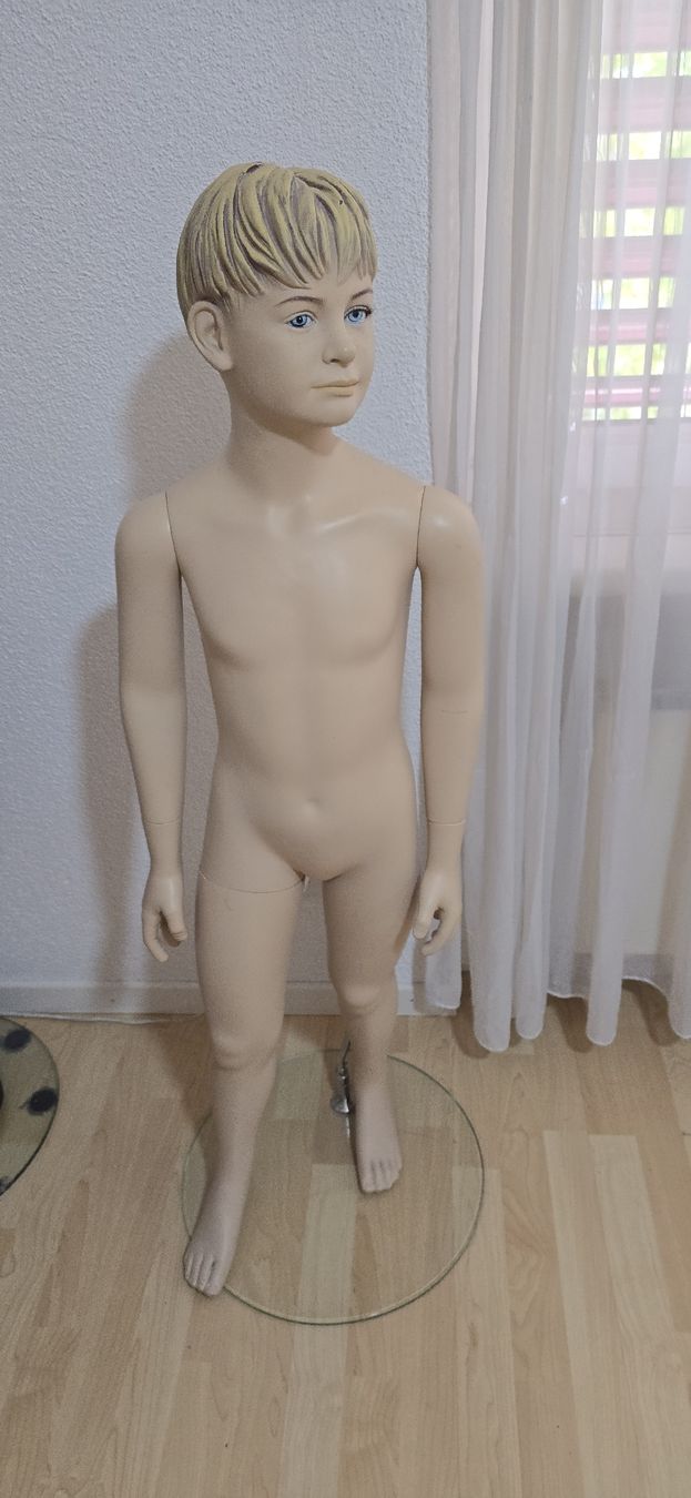 Altro in Decorazioni & Accessori: schaufensterpuppe  – Usato da Amriswil venduto da Chris-Tech