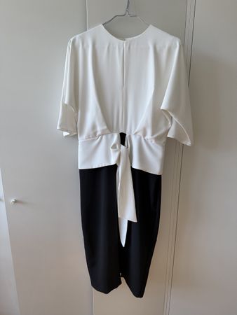 Coast Kleid schwarz weiss Grösse 36 guter Zustand
