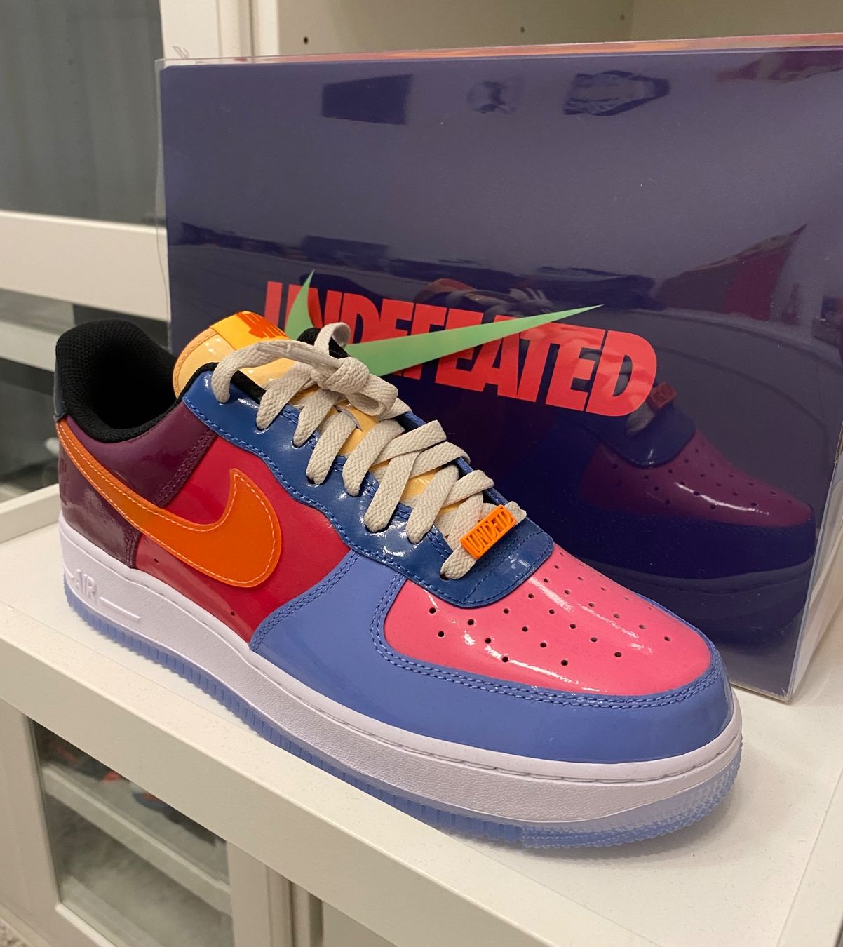 Nike Herrenschuhe: Nike Air Force 1 x UNDEFEATED Multicolour – Neu und originalverpackt aus Zürich von
