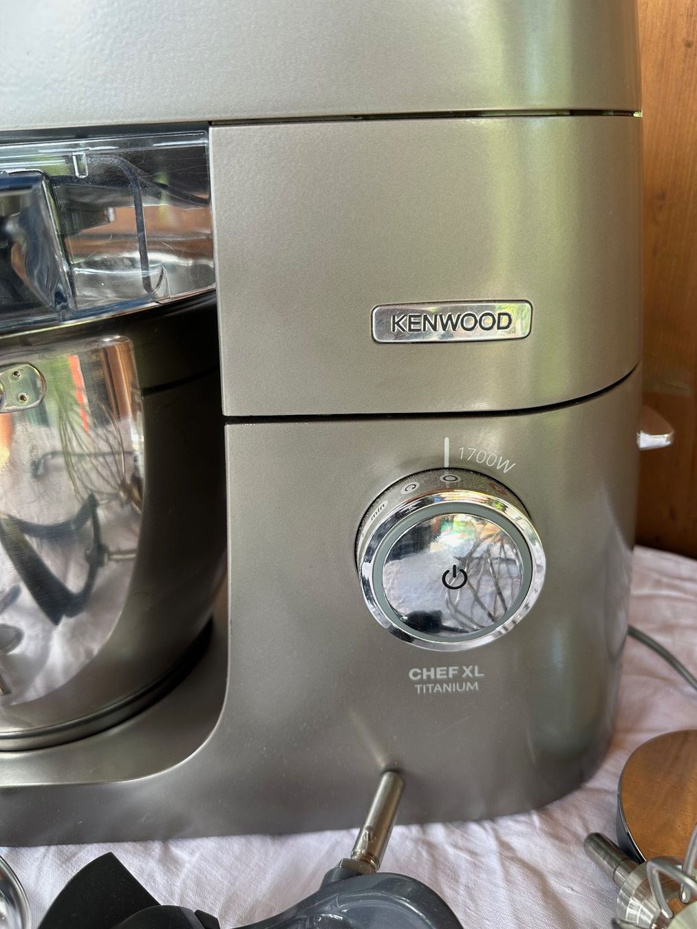 Kenwood Küchengeräte: Kenwood Chef Titanium – Gebraucht aus Saas im Prättigau von norman02 1