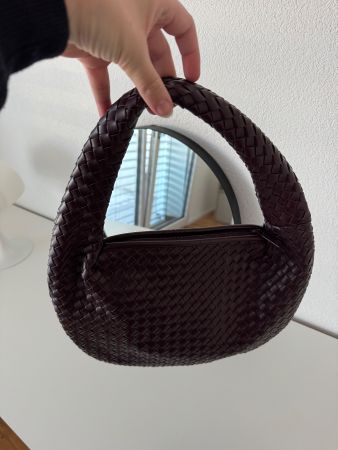 Dunkelbraune Handtasche, neuwertig, Top Zustand