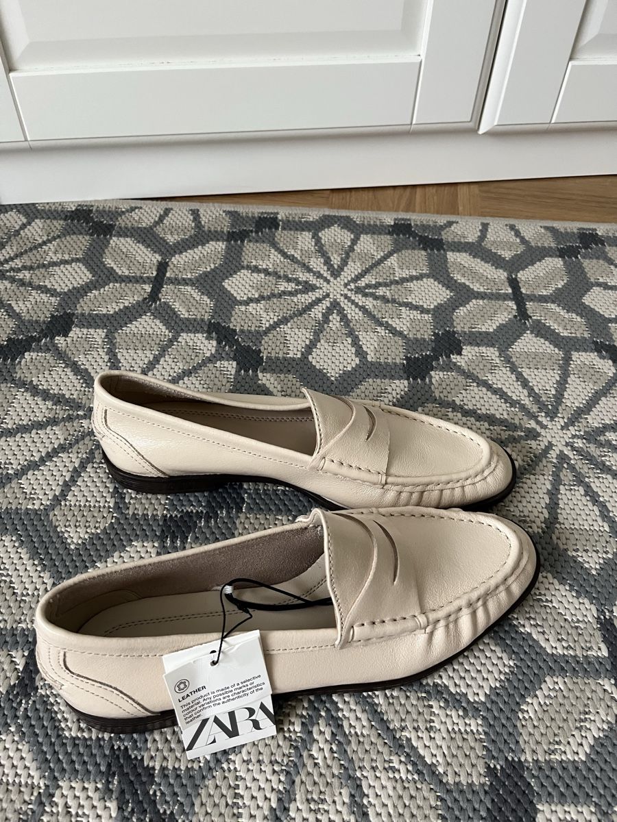 Zara Scarpe da donna: Leder Mokassins – Nuovo e nell'imballaggio originale da Allschwil venduto da eyl_bb8q 1