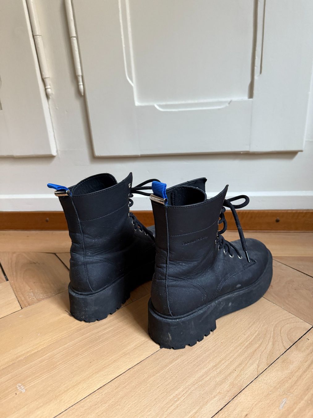 Chaussures femmes: FILLING PIECES - Leder Stiefelette schwarz 38 – D'occasion à Zürich par Diazaio 2
