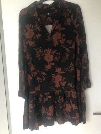 Riani Kleid mit Blumenmuster - Grösse 36