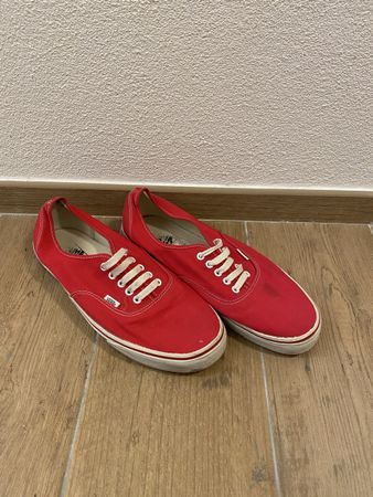 Vans Authentic, Klassiker für de Summer, Rot, Gr. 47, Top Zu