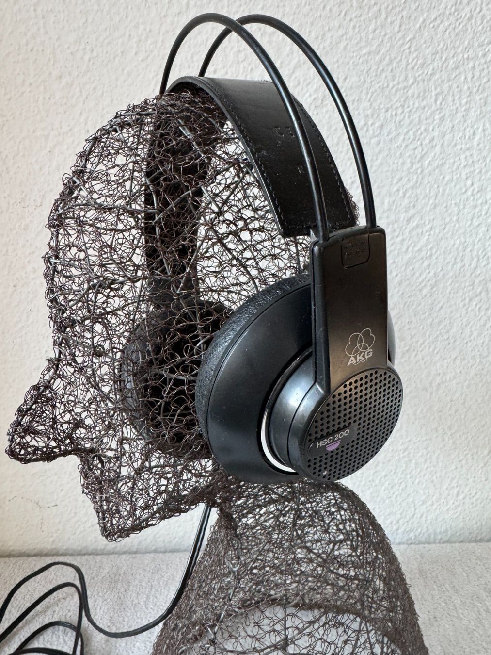 Akg Cuffie: Headphone AKG HSC200 without mic profi Kopfhörer – Usato da Zürich venduto da Malco0