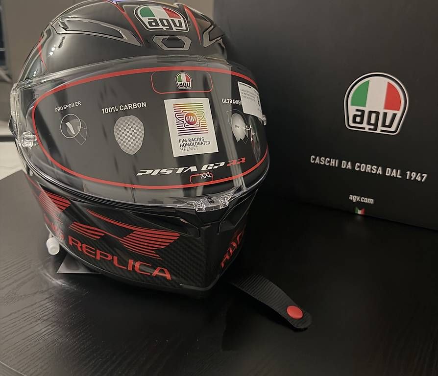 AGV Caschi & visiere: Casque AGV Pista GP RR – Nuovo e nell'imballaggio originale da Chippis venduto da pau_c9vf 3