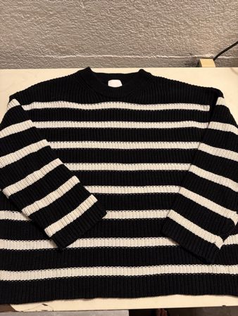 H&M Pullover gestreift schwarz weiss Grösse M neuwertig