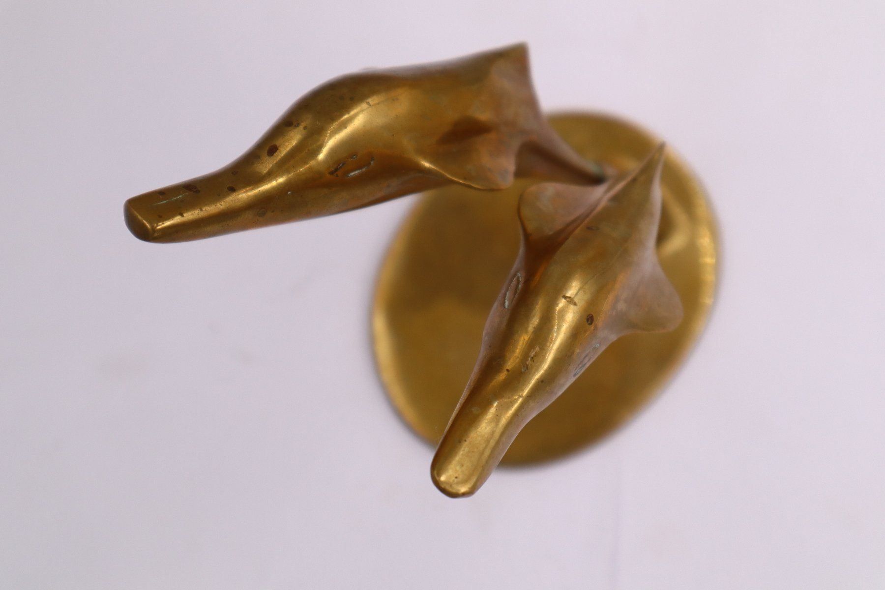Sculture & Statue: Delfin Messing Figur Vintage Antik mit 2 Delfinen – Usato da Baden venduto da TellsKuchenhaus