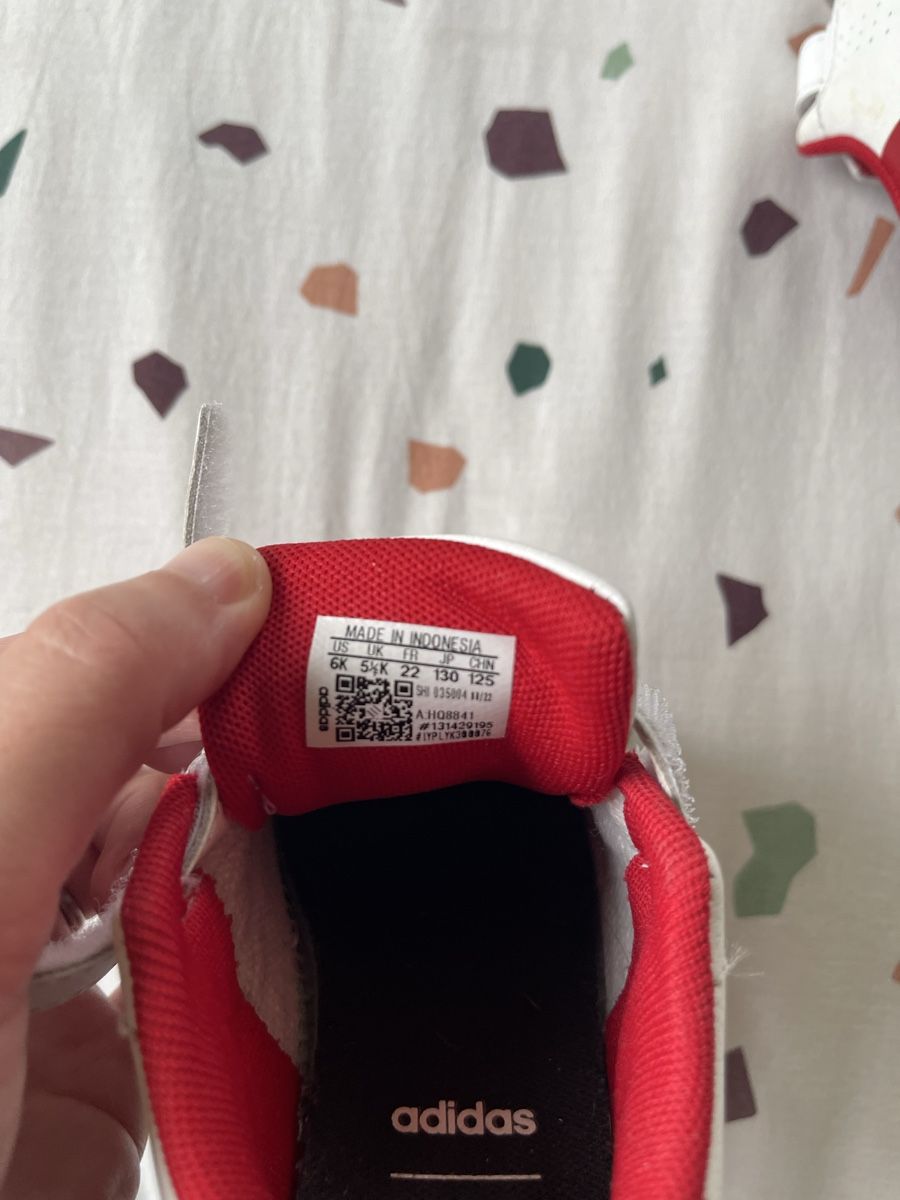 Adidas Scarpe per ragazzi: Adidas Marvel Spiderman Schuhe, Grösse 22 – Usato da Hirzel venduto da carta9 4