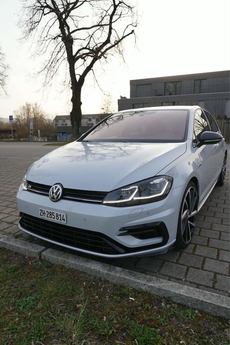 VW Automobili: VW GOLF 7 R – Usato da Fahrweid venduto da Meier-2013