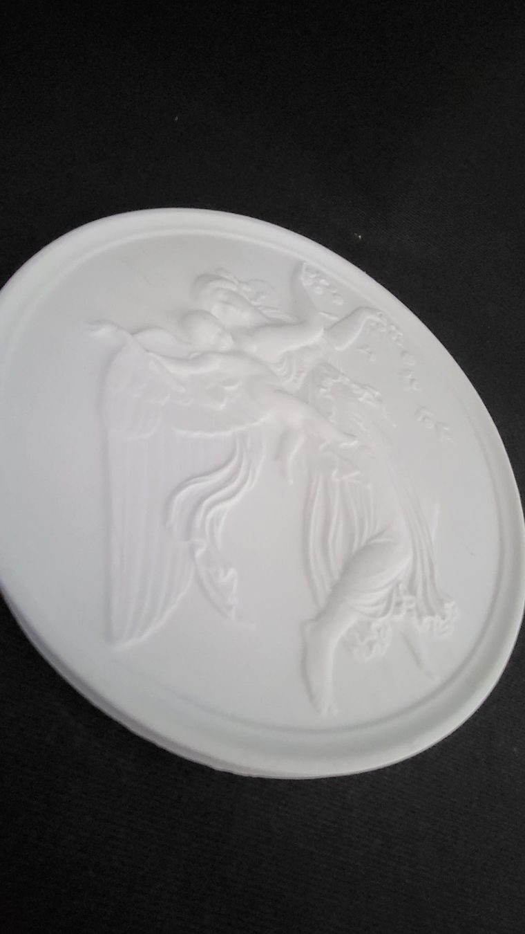 Figurines: Gips-Relief mit Engel "I" – D'occasion à Basel par spinne02 2