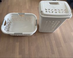 Wäschekorb und Wäschewanne