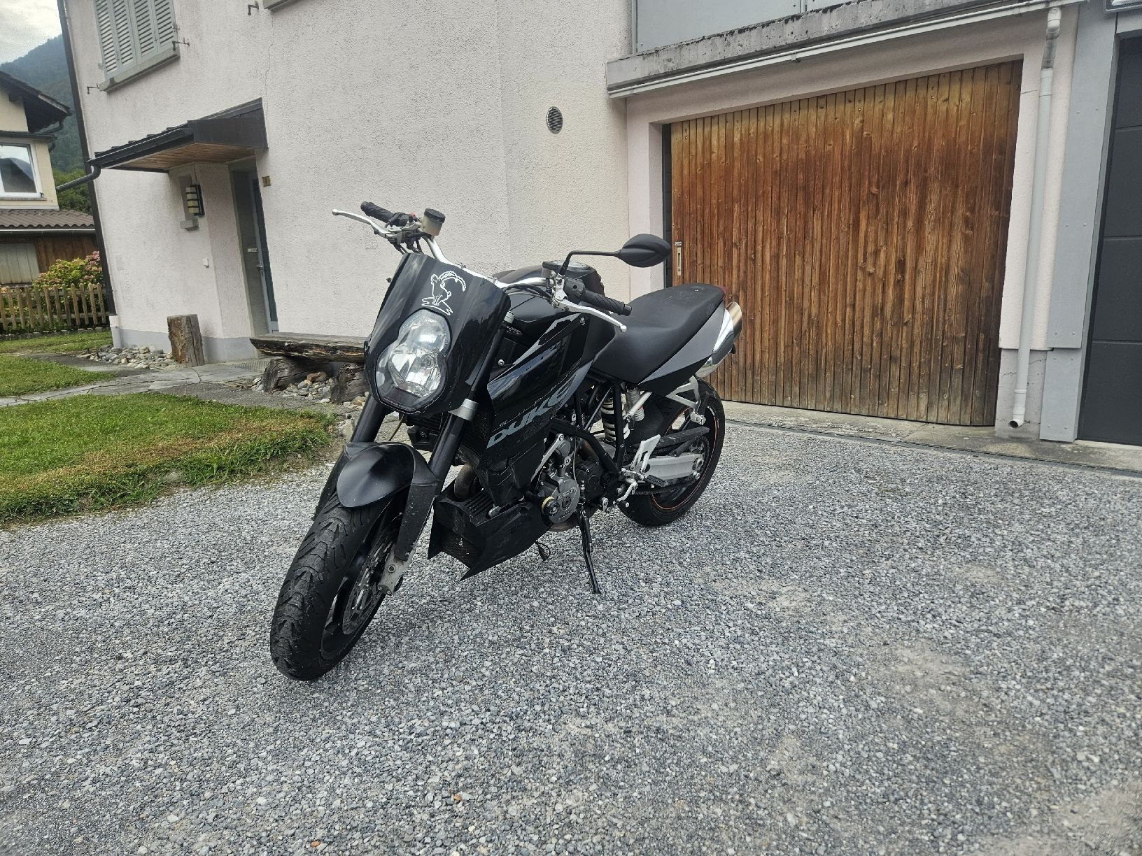 KTM Strasse: KTM 990 Superduke – Gebraucht aus Niederurnen von SwisSsmile98