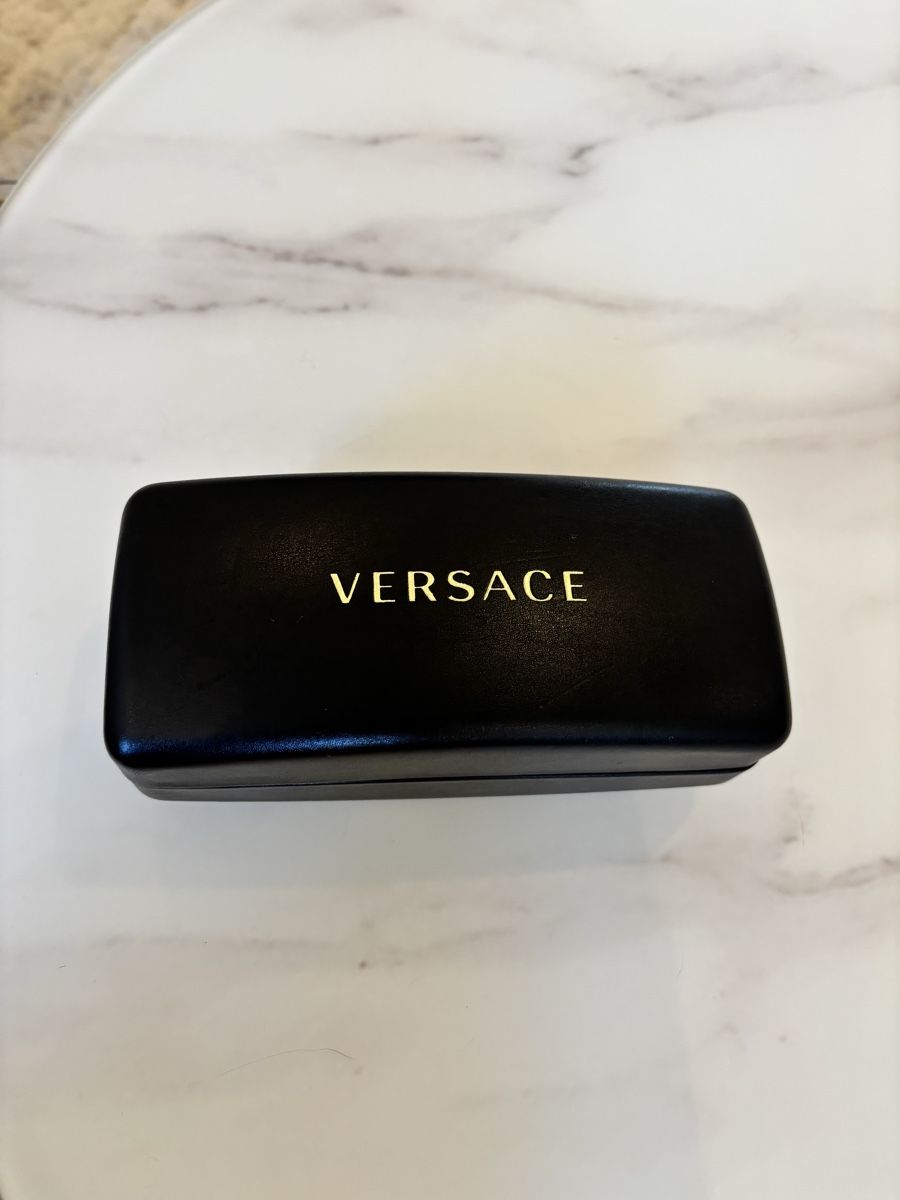 Versace Lunettes & Verres: Lunettes Versace  – Neuf (Voir description) à La Chaux-de-Fonds par Titine.