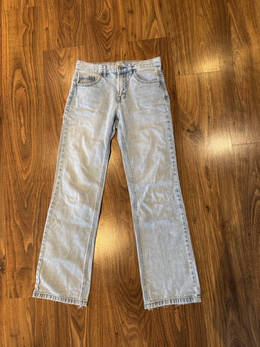 Jeans: Jeans Stradivarius hellblau Grösse 38 mit Abnutzungen – Gebraucht aus Rothenburg von Rias