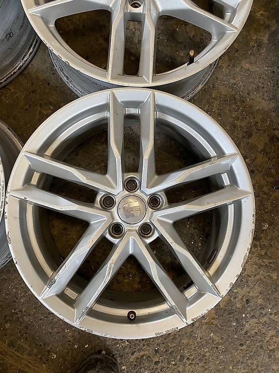 Felgen: Seat Felgen – Gebraucht aus Oetwil am See von CarParts 1