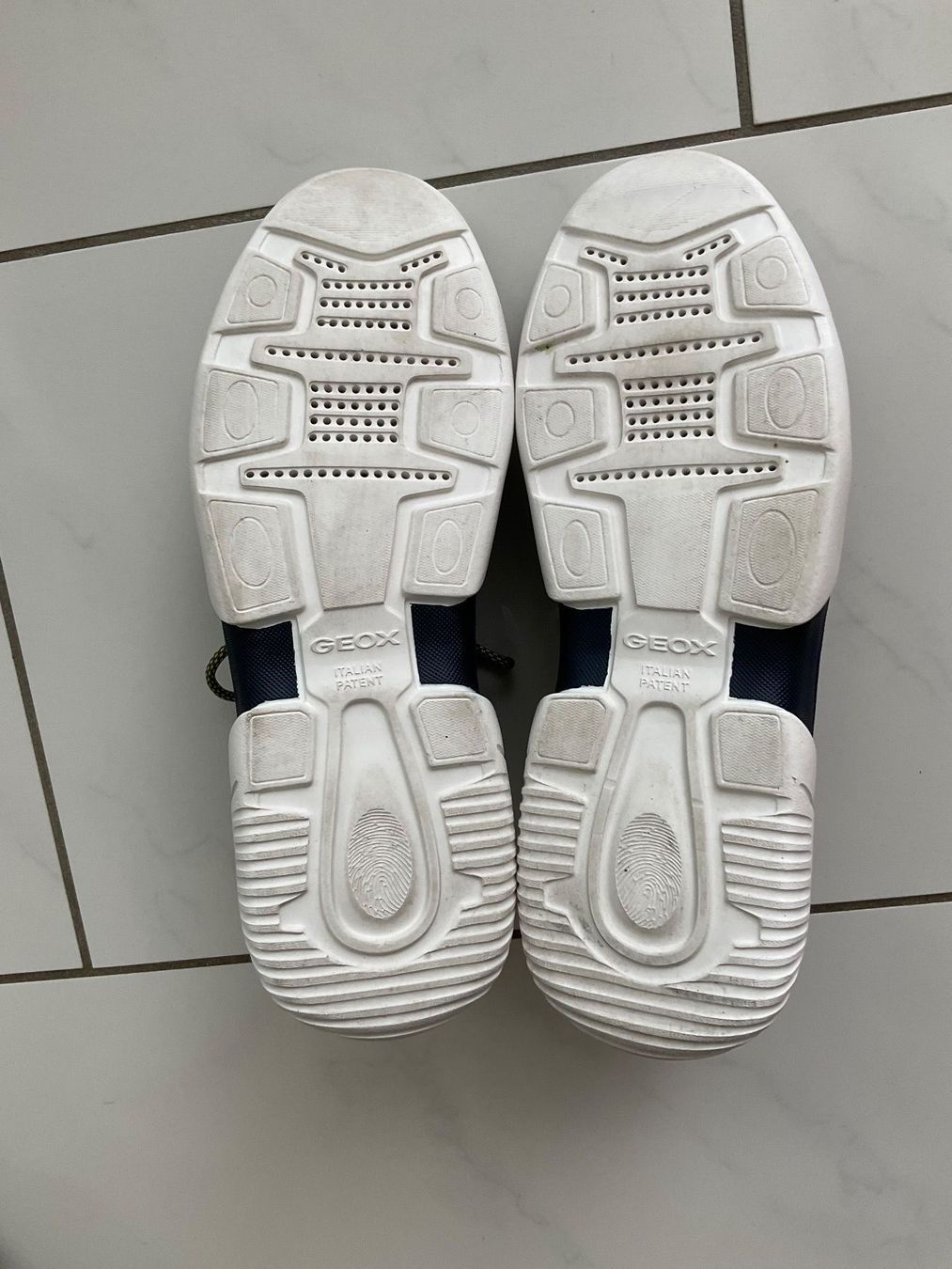 Geox Scarpe da uomo: Neue Geox Schuhe aus Leder Gr.40 – Nuovo (secondo la descrizione) da Biel-Benken BL venduto da Sahra1 2