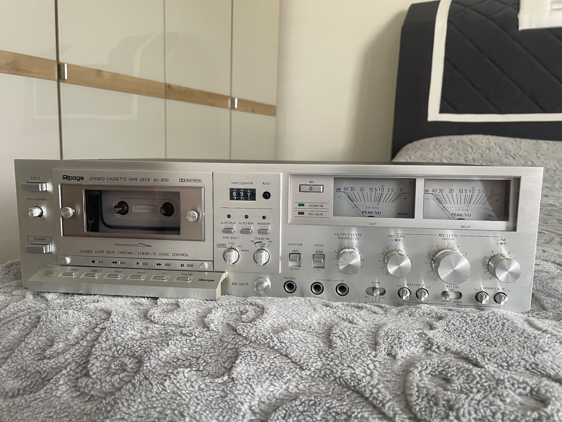 Audio- & Mediensysteme: A vendre Alpage Al 300 – Gebraucht aus Lausanne von Shp1