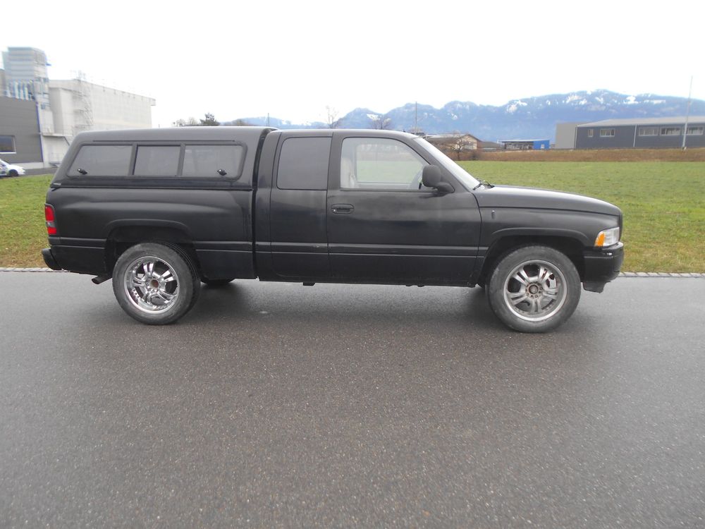 Dodge Ram V8 5,9L 300PS / AHK 3`500Kg.