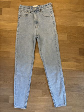 Abrand Jeans, high skinny, Gr. 26, hellblau, neuwertig