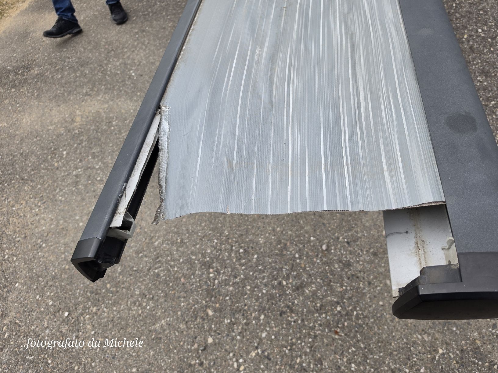Thule Tende da sole: Thule Omnistore 6200 -4 Meter lang – Difettoso da Möhlin venduto da Piaggiox9 2