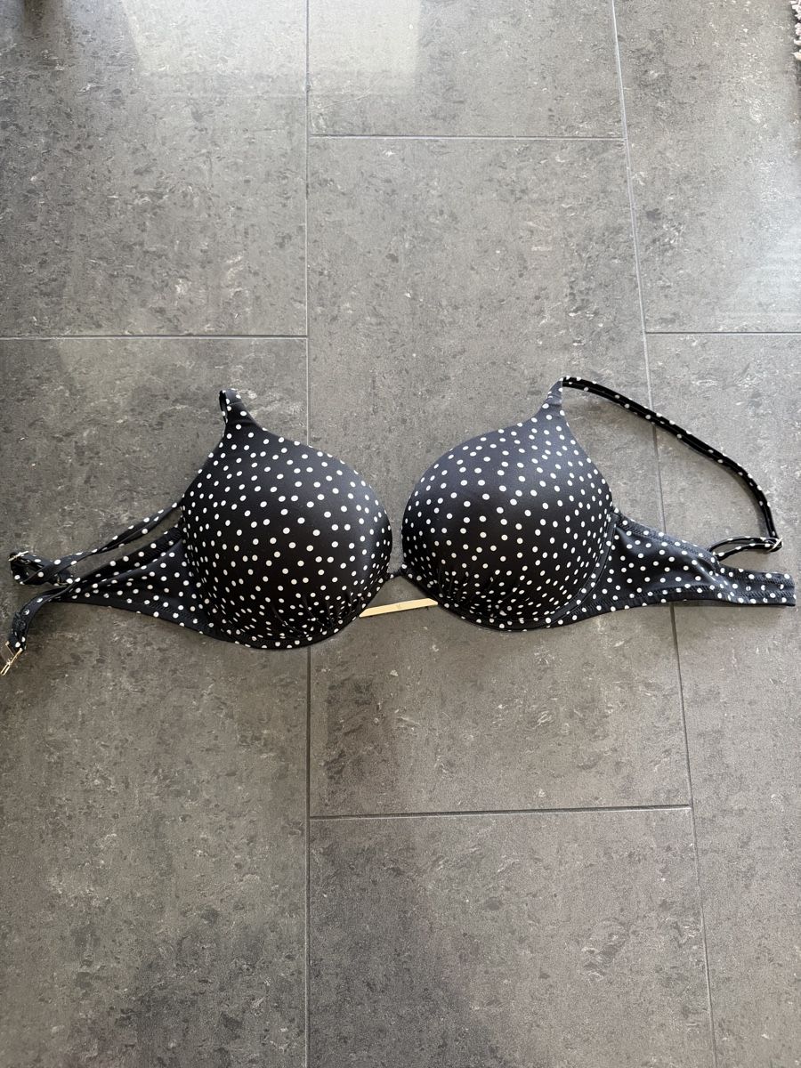 Victoria's Secret Maillots de bain & Bikinis: Victorias Secret Bikini Bombshell 34DD – D'occasion à Ried-Brig par covergirl_09