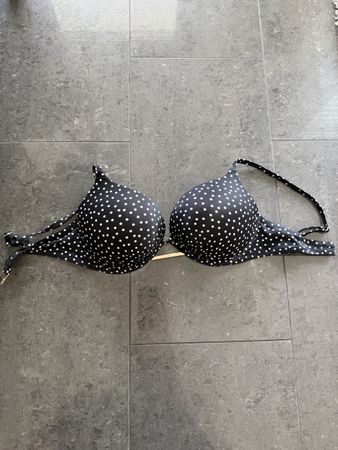 Victorias Secret Bikini Bombshell 34DD