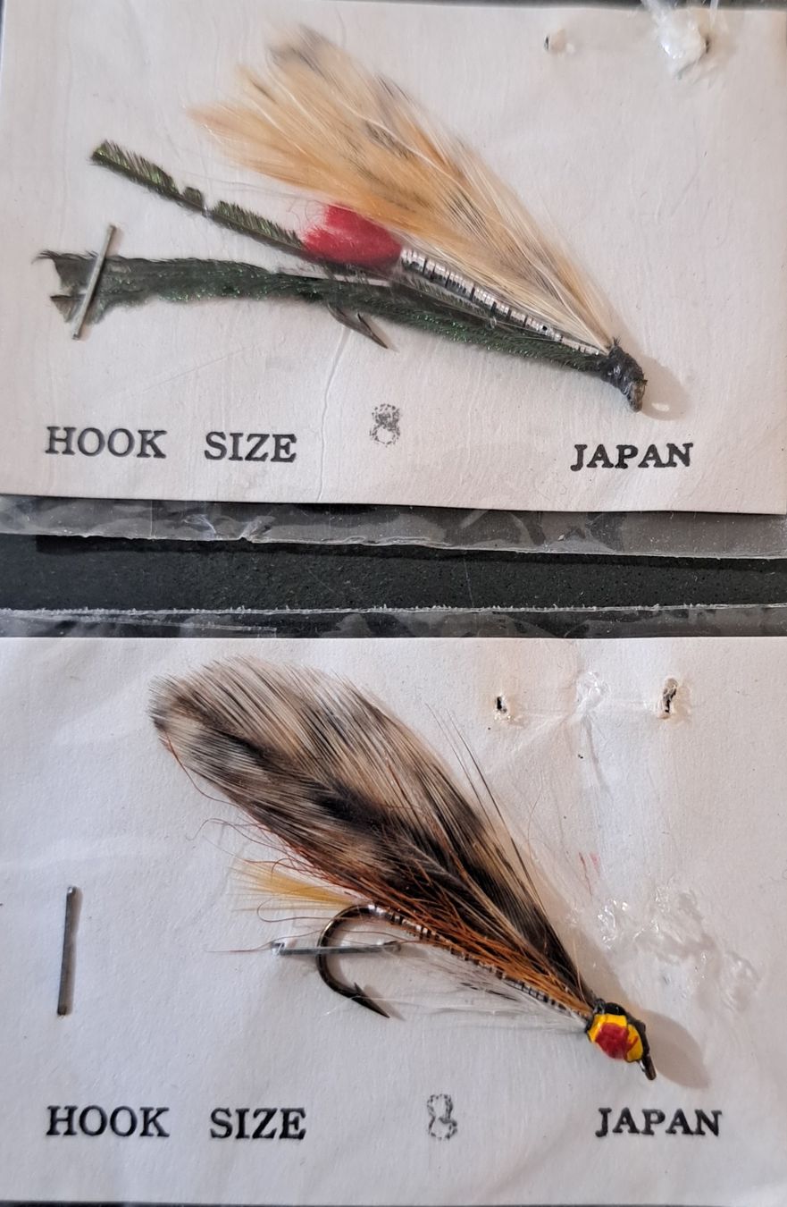 Esche: 2 Streamers "made in Japan" h 8 – Nuovo e nell'imballaggio originale da Fribourg venduto da versus702