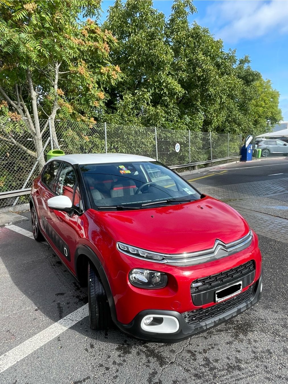 Citroën Autos: Citroën C3 1.2 PureTech Shine – D'occasion à Gy par ste_qrh2 4
