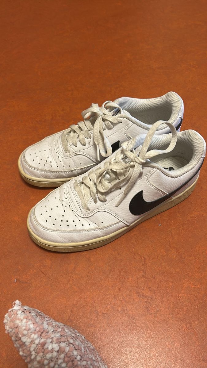 Nike Scarpe da uomo: Nike Schuh  – Usato da Volketswil venduto da czi_rd5n