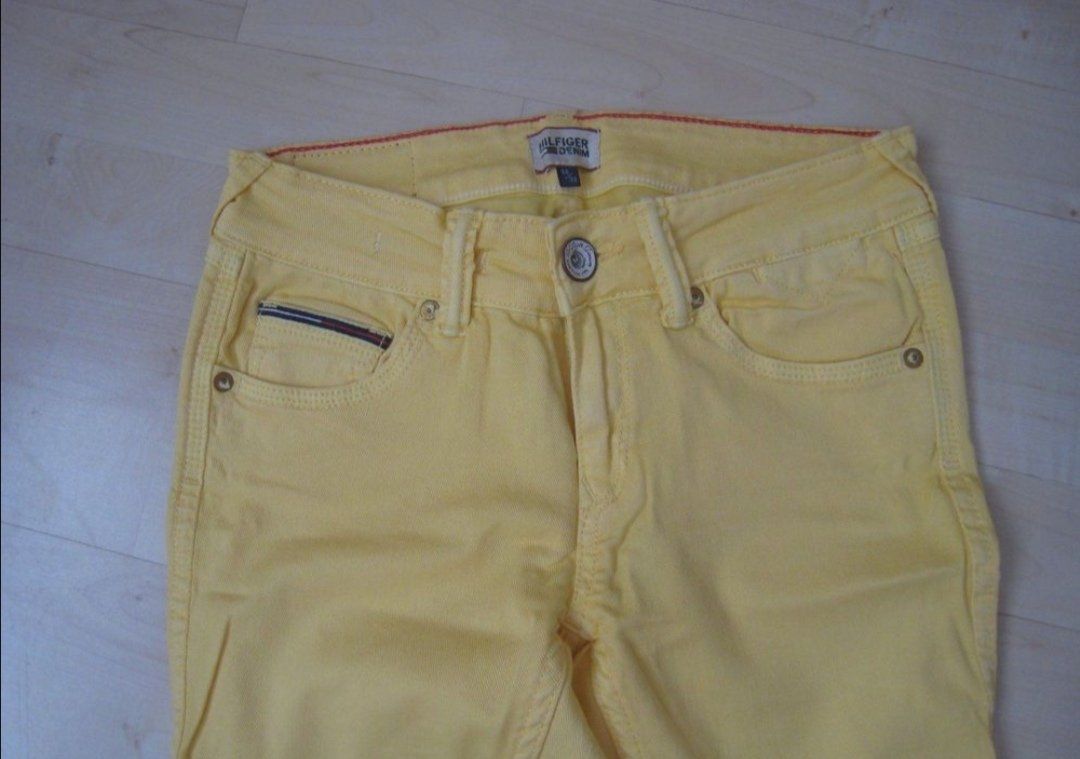 Tommy Hilfiger Pantaloni: Tommy Hilfiger Hose Gr. 26/32 – Usato da Oberrieden venduto da smarties949 1
