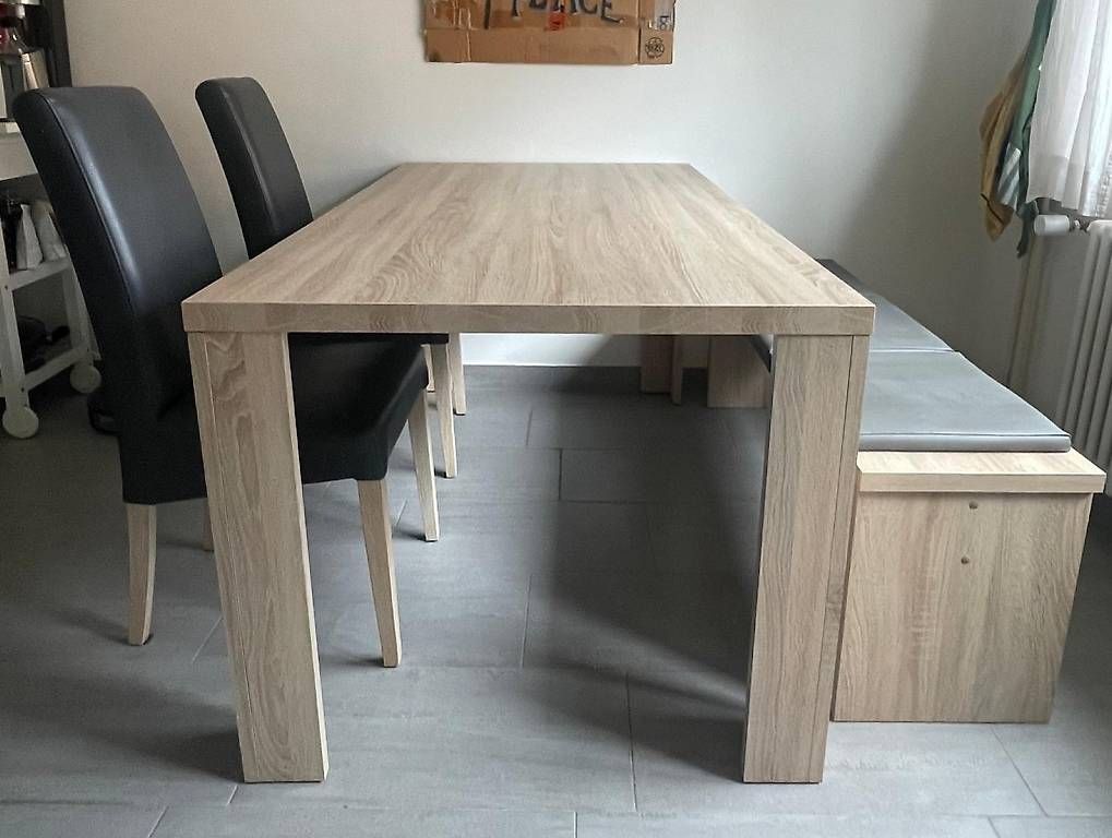 Set di tavolo e panche: Esstisch mit 2 Stühlen und Bank – Usato da Basel venduto da tim_hs7r 2
