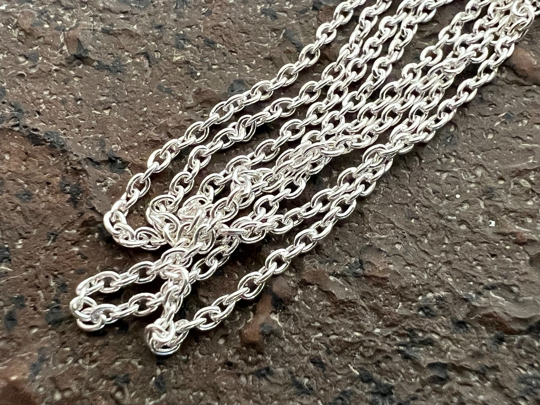 Catenine: Silber Kette 45cm - Durchmesser 2,8mm  - 2,2g leicht u. hell – Nuovo (secondo la descrizione) da Bern venduto da Jiffy 3