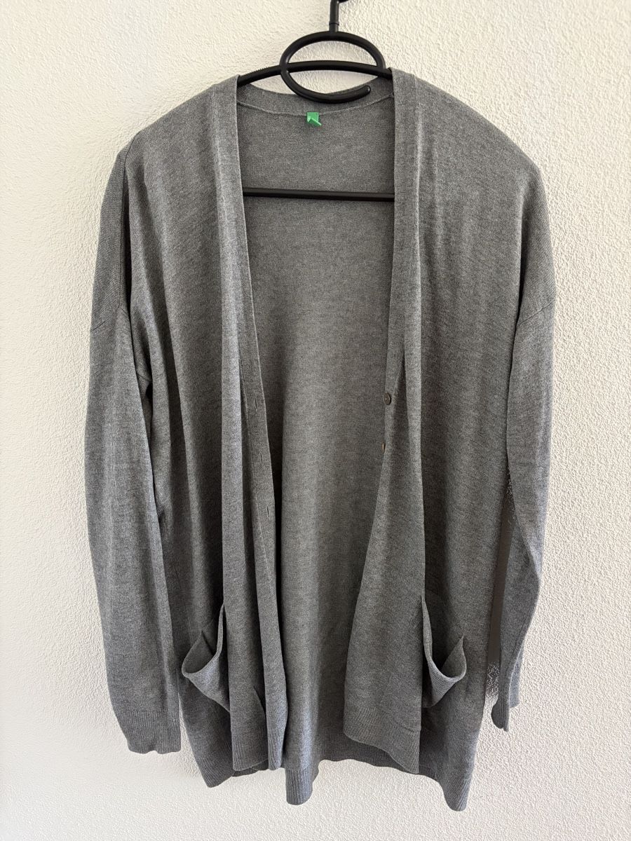 Benetton Giacche: Jäckchen Benetton Grau Gr. XS – Usato da Schmitten FR venduto da ancaob