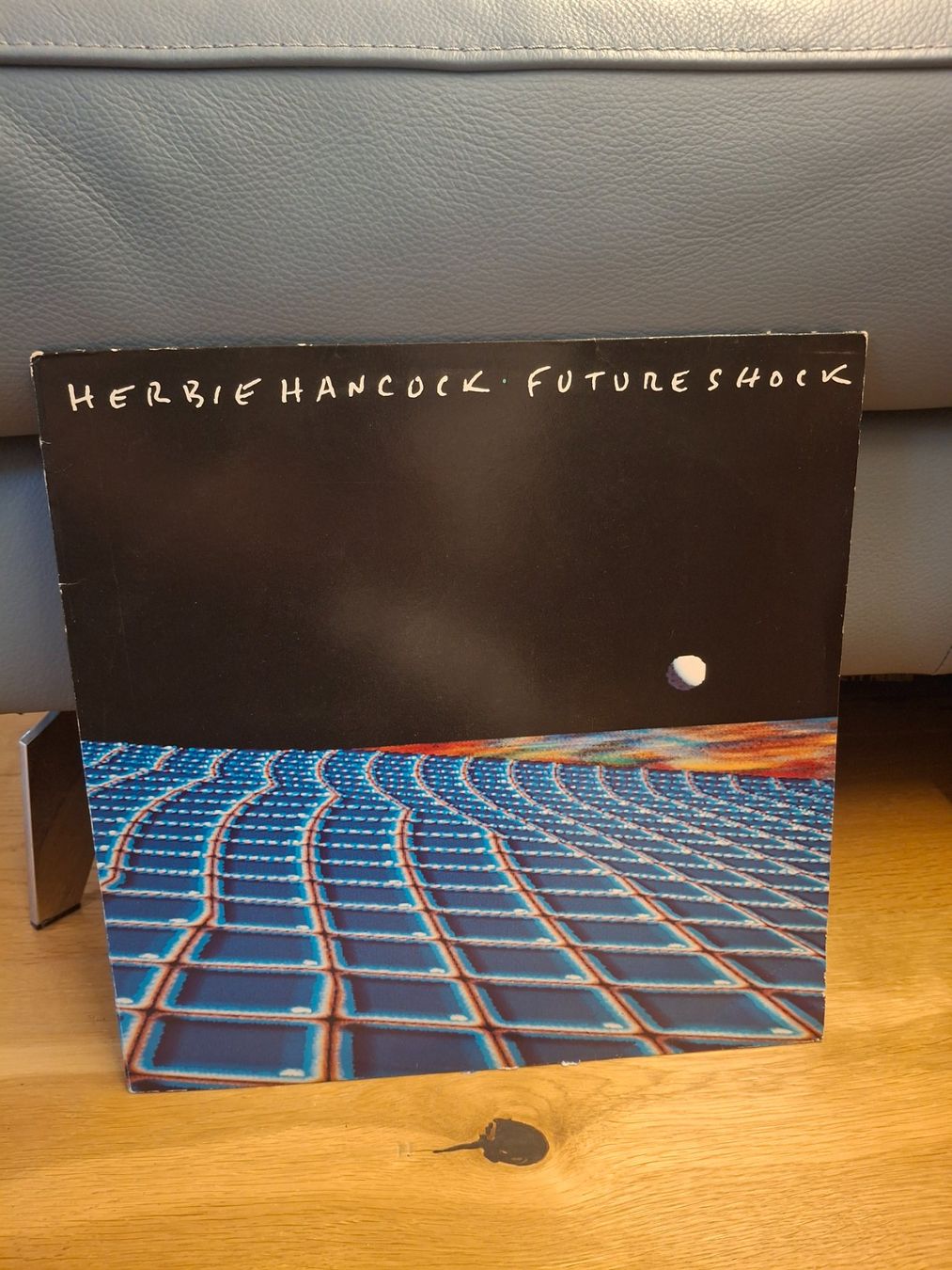 Dischi in vinile: Herbie Hancock - Future Shock - LP! – Usato da Horriwil venduto da TOKYONIGHTS
