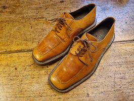 Chaussures italiennes, Favini, Taille 42, très bon état.