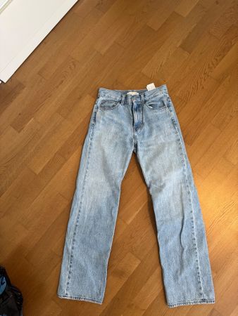 Uniqlo Jeans hellblau Grösse 23x31