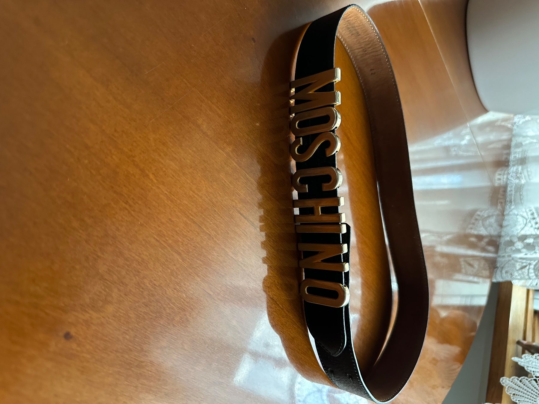 Moschino Gürtel: Moschino Gürtel L88-B3.5 – Gebraucht aus Basel von Ivana_4 3