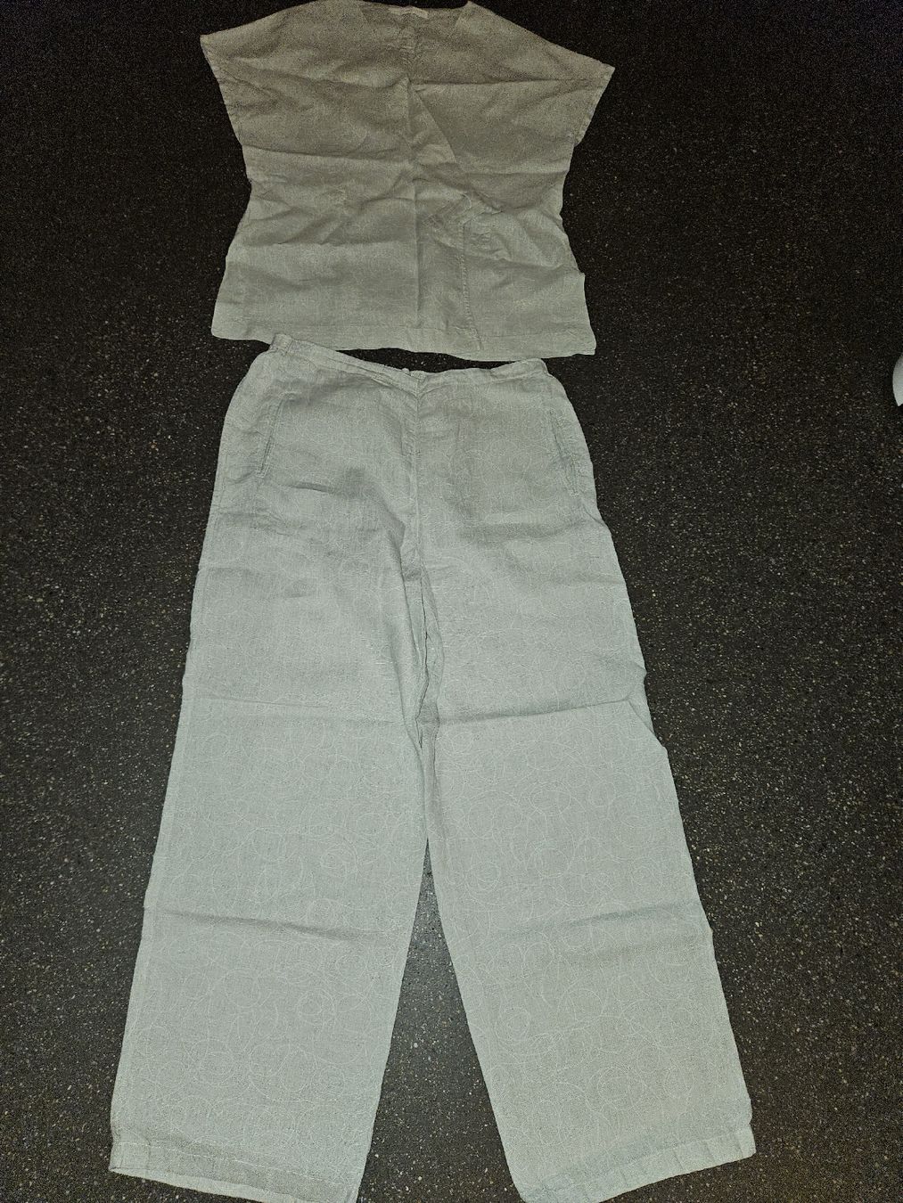 Lots de vêtements: Leinen Set Damen Gr 3 / Gr 40 clemente hell mint gemustert – Neuf (Voir description) à Anwil par tamoos