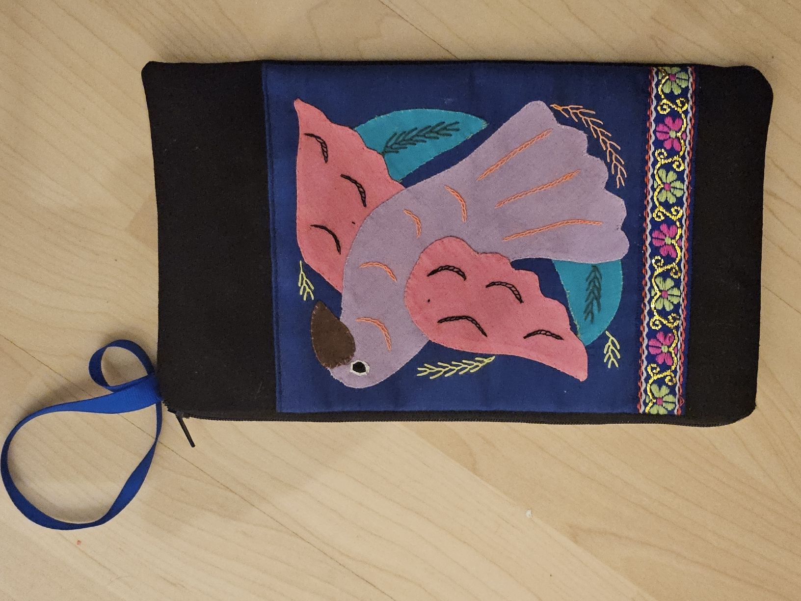 Taschen: Schwarze Stofftasche mit Vogelmuster, neuwertig – Neu (gemäss Beschreibung) aus Jonen von Airspeed