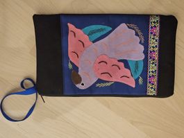 Schwarze Stofftasche mit Vogelmuster, neuwertig