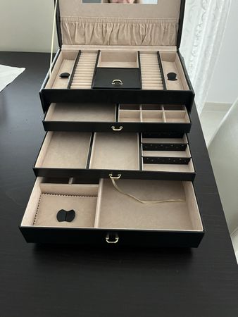 Schmuckkoffer schwarz mit mehreren Schubladen 