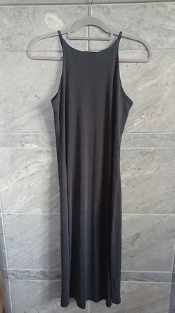 Mango Midikleid Gr. M  Dunkelgrau | Figurbetont & weich