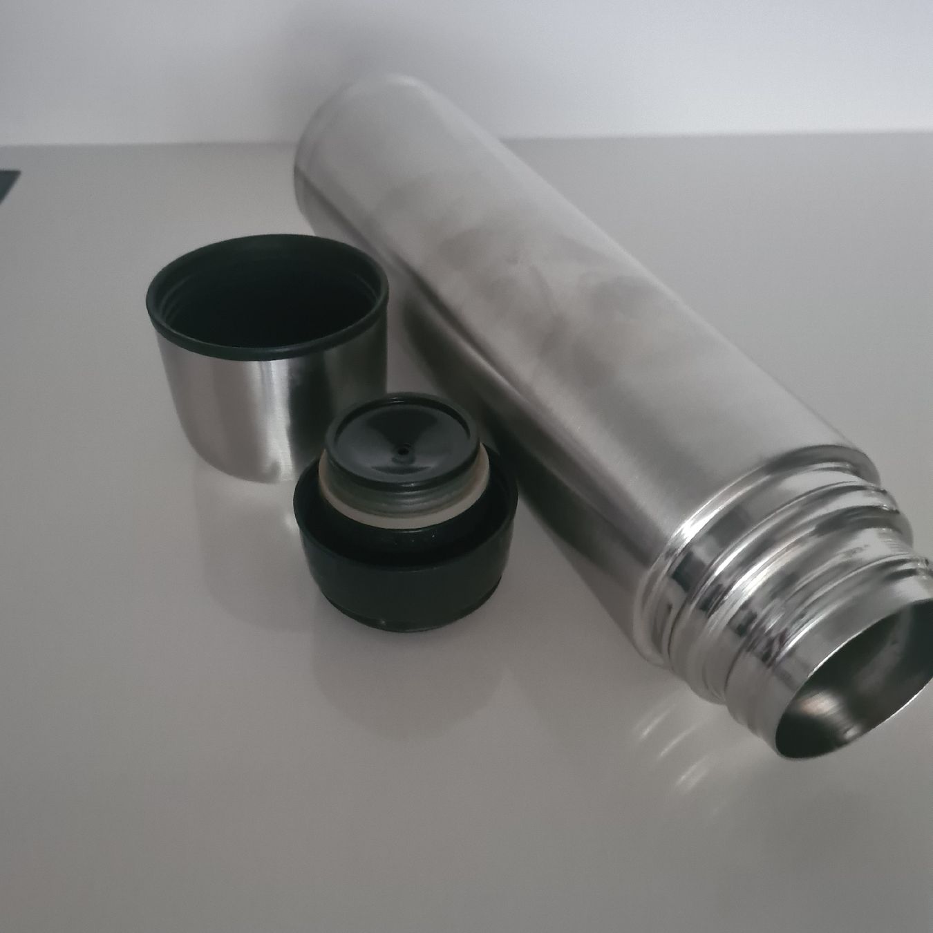 Gourdes & Thermos: Thermoflasche 1Liter – D'occasion à Steinen par turbogeiss99 1