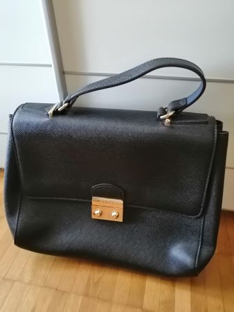 GUESS Damen Handtasche schwarz