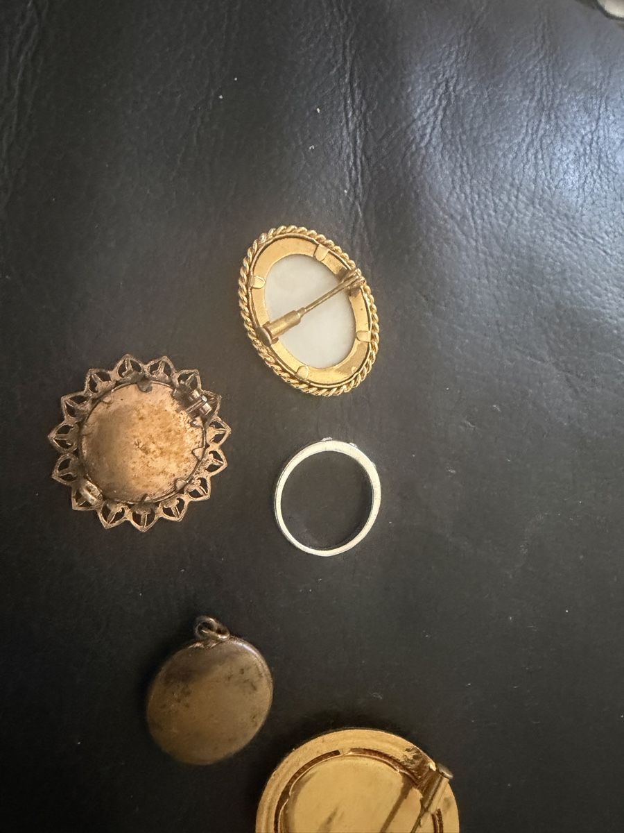Altri gioielli: Schmuck  – Usato da Baden venduto da noli.r 3