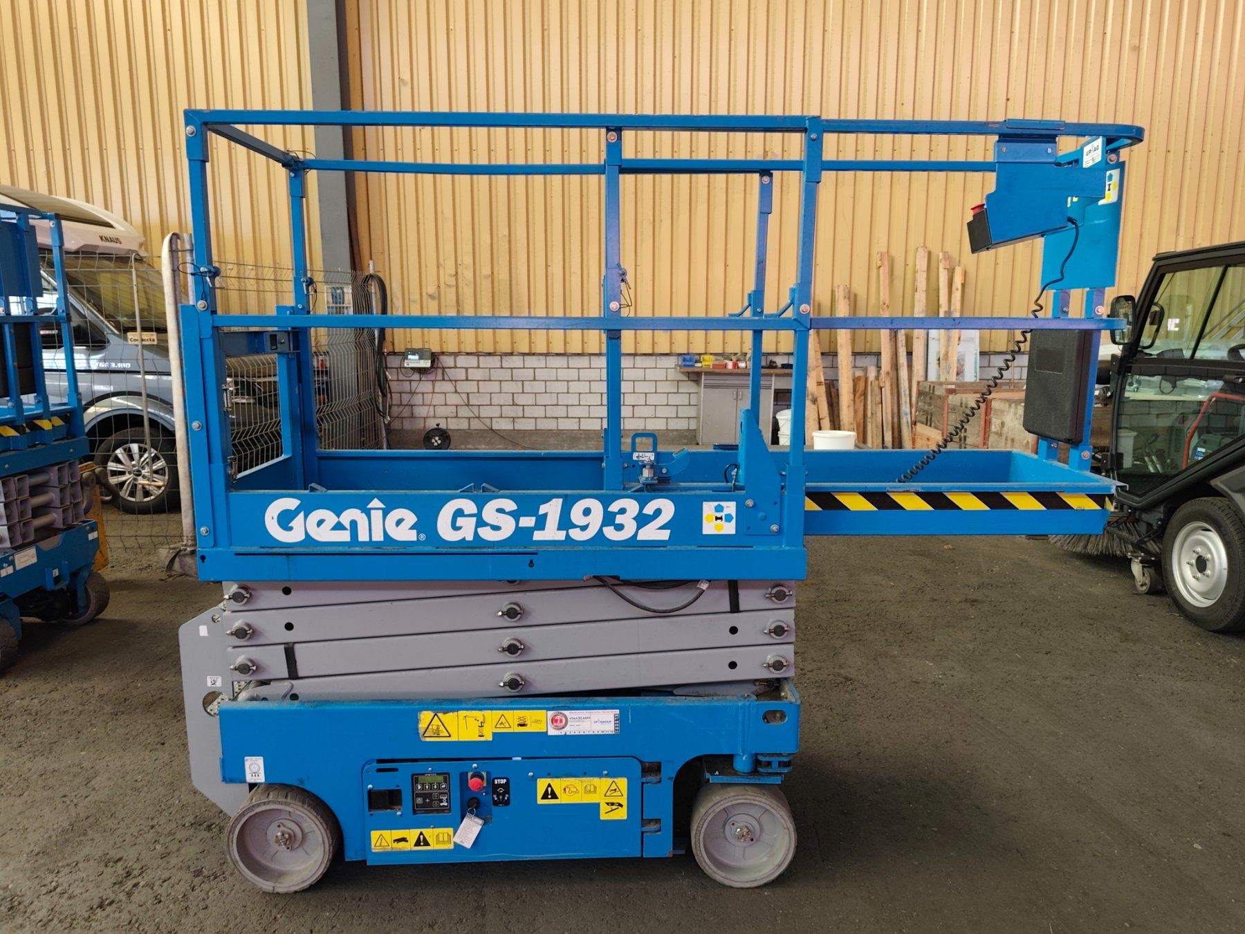 Hebebühne & Wagenheber: Scherenbühne Genie GS 1632 – Gebraucht aus Schlieren von ZauggSchlierenAG 4