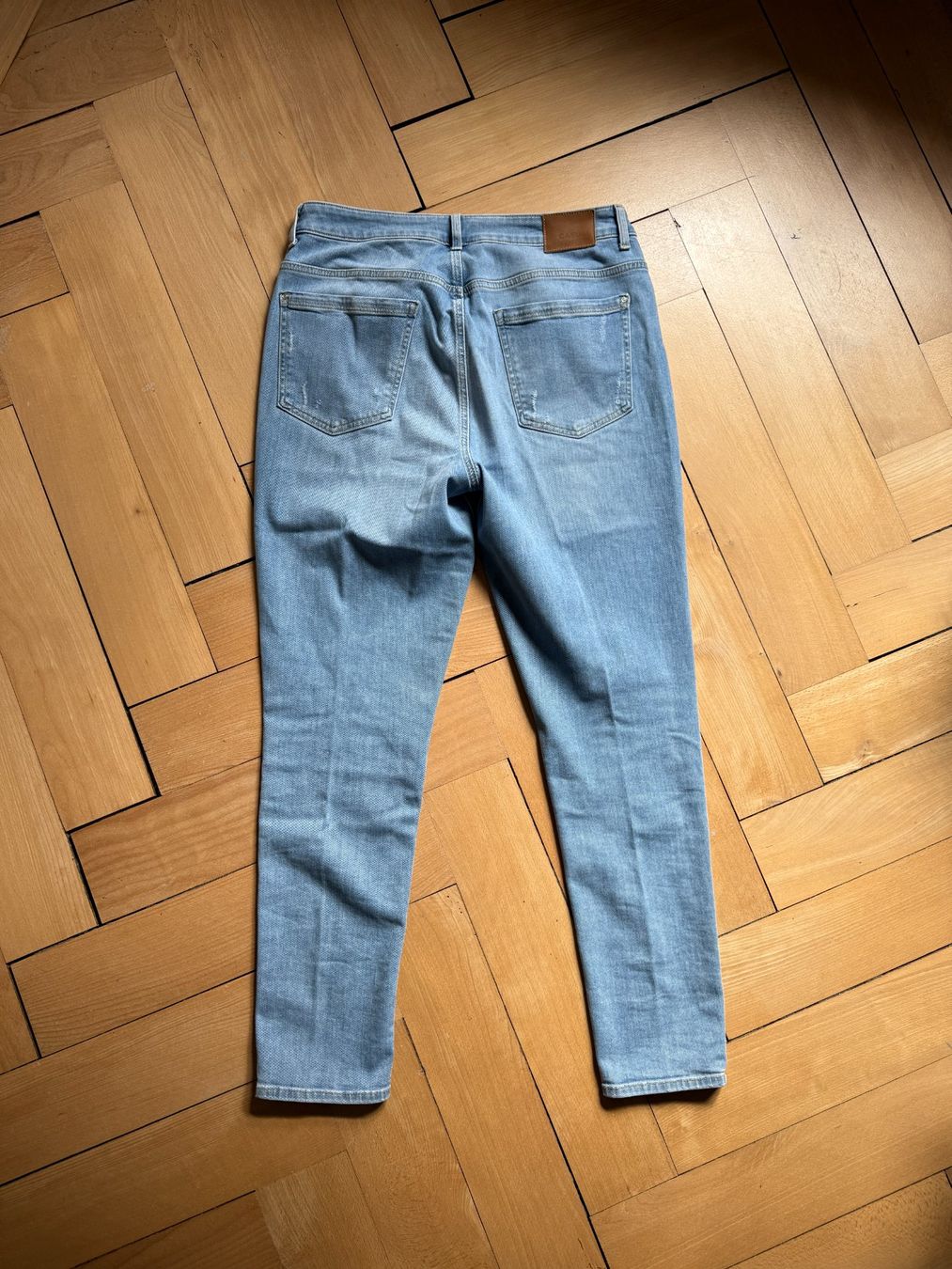 Comma Jeans: COMMA - Jeans hellblau 42 – Gebraucht aus Zürich von Diazaio 2